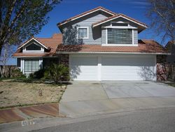 Pre-foreclosure in  SUNGATE DR Palmdale, CA 93551