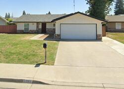 Pre-foreclosure in  ALMOND ST Selma, CA 93662