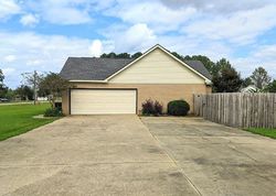 Pre-foreclosure in  OAKLEY DR Columbia, AL 36319