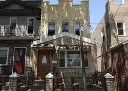 Pre-foreclosure in  75TH AVE Ridgewood, NY 11385