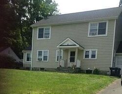 Pre-foreclosure in  GREAT PLAIN RD Danbury, CT 06811