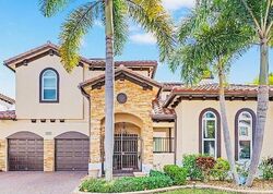 Pre-foreclosure in  ARTESA DR Boynton Beach, FL 33436