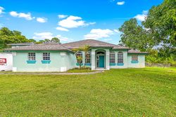 Pre-foreclosure in  77TH LN N Loxahatchee, FL 33470