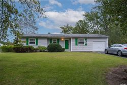 Pre-foreclosure in  CATALINA CT Centereach, NY 11720