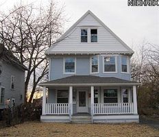 Pre-foreclosure in  E 139TH ST Cleveland, OH 44120