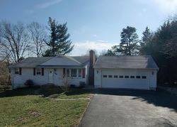 Pre-foreclosure in  SWEEPSTAKES RD Damascus, MD 20872