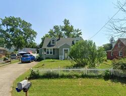 Pre-foreclosure in  HILLSIDE AVE Orchard Park, NY 14127