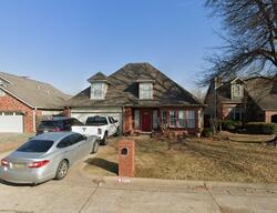 Pre-foreclosure in  E 93RD ST Tulsa, OK 74137