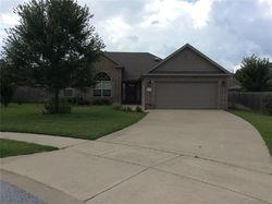 Pre-foreclosure in  SW LEDBURY CV Bentonville, AR 72712