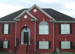 Pre-foreclosure in  COACH LN Bessemer, AL 35022
