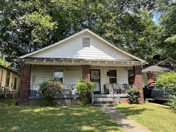 Pre-foreclosure in  KRAYER ST Memphis, TN 38106