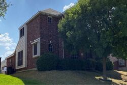 Pre-foreclosure in  KENSINGTON DR Desoto, TX 75115