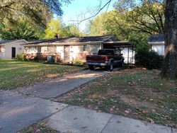 Pre-foreclosure in  WELLSVILLE RD Memphis, TN 38117