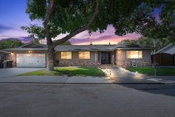 Pre-foreclosure in  HARVEST RD Modesto, CA 95355