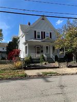 Pre-foreclosure in  KENYON AVE Pawtucket, RI 02861