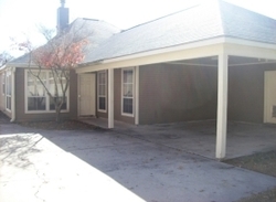 Pre-foreclosure in  S FAIRVIEW AVE Baton Rouge, LA 70816