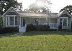 Pre-foreclosure in  N PLEASANT GROVE RD Pleasant Grove, AL 35127
