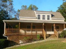 Pre-foreclosure in  MILLERS LANDING RD Gloucester, VA 23061