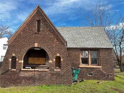 Pre-foreclosure in  N BATH AVE Oklahoma City, OK 73111