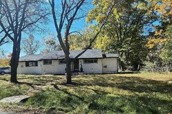  Woodland Dr, Southfield MI