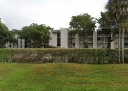 Pre-foreclosure in  POINCIANA PL  Fort Lauderdale, FL 33324