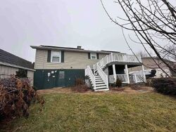 Pre-foreclosure in  MAPLEWOOD DR Dover, PA 17315