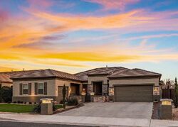  E Parkview Dr, Gilbert AZ