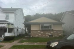 Pre-foreclosure in  3RD AVE Ford City, PA 16226