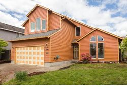 Pre-foreclosure in  NW VISTA WAY Mcminnville, OR 97128