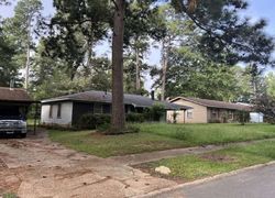 Pre-foreclosure in  KARLA CIR Shreveport, LA 71118