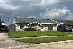 Pre-foreclosure in  CAMBAY DR Westwego, LA 70094