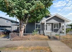 Pre-foreclosure in  S 4TH AVE Kelso, WA 98626