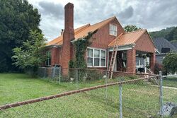 Pre-foreclosure in  BLONDELL AVE Appalachia, VA 24216