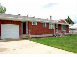 Pre-foreclosure in  W GREGORY DR Layton, UT 84041