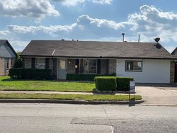 Pre-foreclosure in  WESTVIEW DR Mesquite, TX 75150