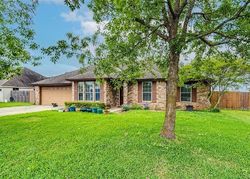 Pre-foreclosure in  CASTLE BREEZE DR Seguin, TX 78155