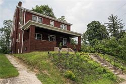 Pre-foreclosure in  MIDDLETOWN RD Pittsburgh, PA 15204