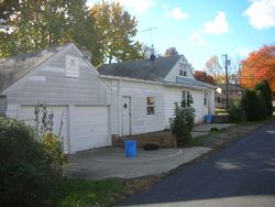  Naamans Creek Rd, Marcus Hook PA