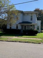 Pre-foreclosure in  E LIBERTY ST Ashland, OH 44805