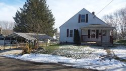 Pre-foreclosure in  CHARLES CT Lancaster, OH 43130