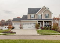 Pre-foreclosure in  DEWBERRY CIR Ravenna, OH 44266