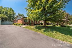 Pre-foreclosure in  HANCOCK TER Charlotte, NC 28205