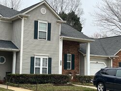 Pre-foreclosure in  CINNABAY DR Charlotte, NC 28216