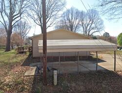 Pre-foreclosure in  NOTTINGHAM DR Forest City, NC 28043