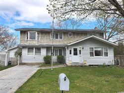 Pre-foreclosure in  FURY DR Selden, NY 11784