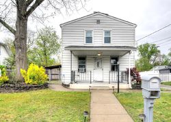 Pre-foreclosure in  MORRIS AVE Blackwood, NJ 08012