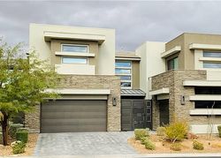 Pre-foreclosure in  MOONFIRE DR Las Vegas, NV 89135