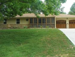 Pre-foreclosure in  W 35TH TER S Independence, MO 64055