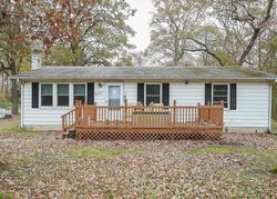 Pre-foreclosure in  ZION CHURCH RD Salisbury, MD 21804