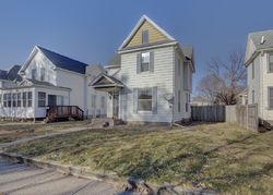 Pre-foreclosure in  W 17TH ST Davenport, IA 52804